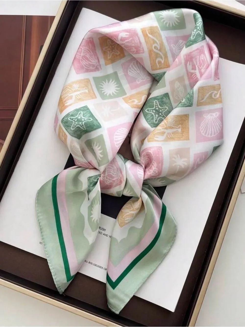 Pastel Seashell Print Scarf M781